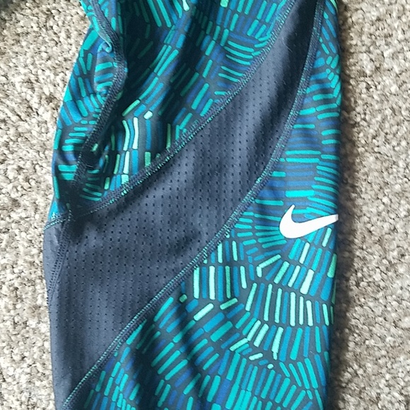 Nike pro leggings - Picture 2 of 3